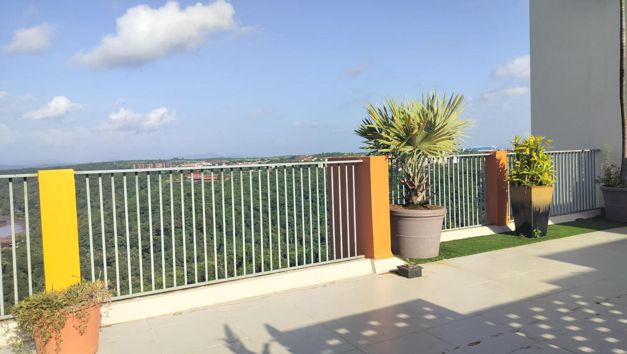 Apartment Tata Rio De Goa ,good 1 Bhk Apartment,10 Min From Airport, 604 *